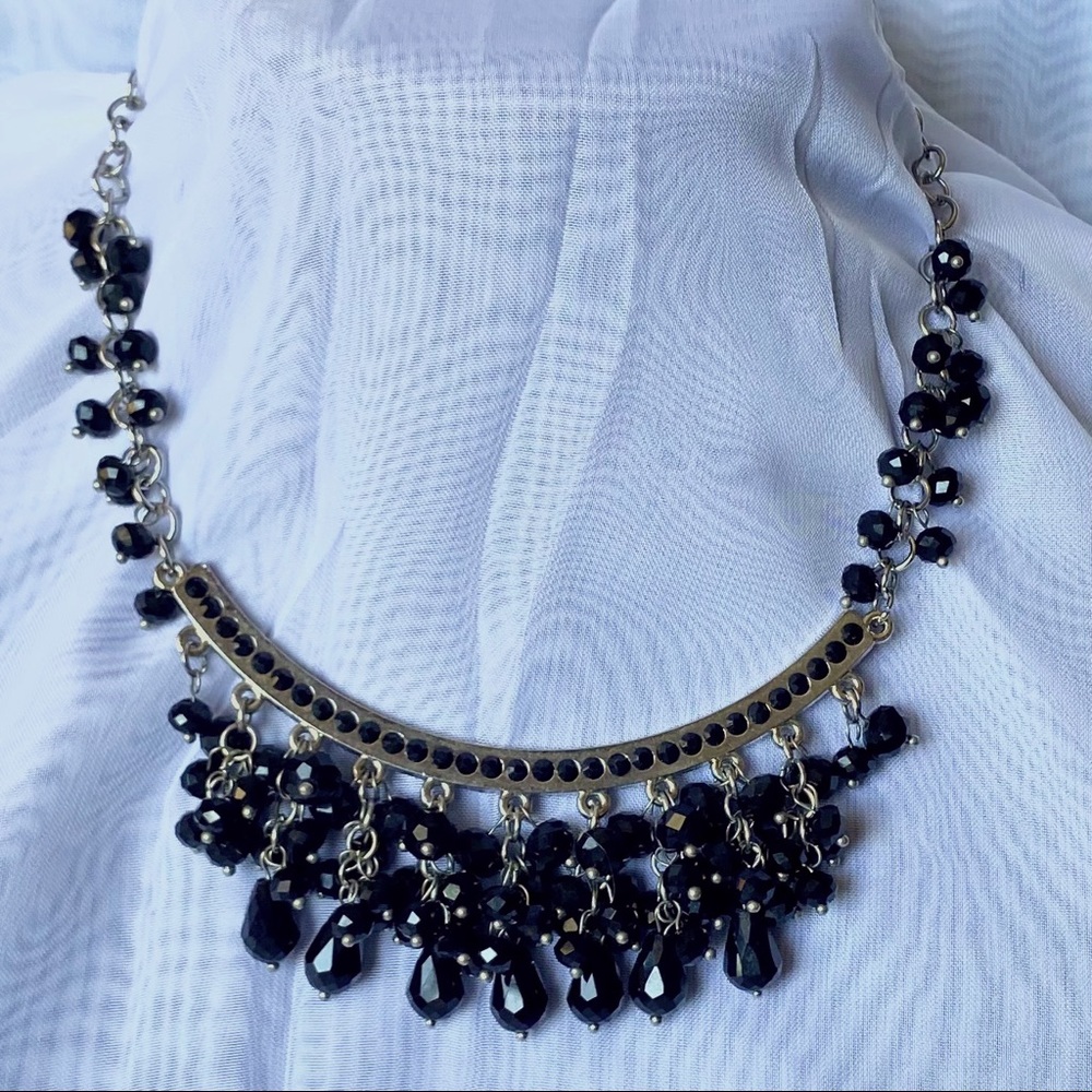 🌱 Black beaded short Cute Dressy Necklace 💎